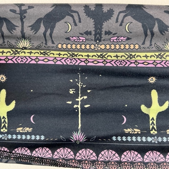 Teeki Wild and Free Desert Cactus Moon Horse Southwestern Boho Leggings - Picture 3 of 7
